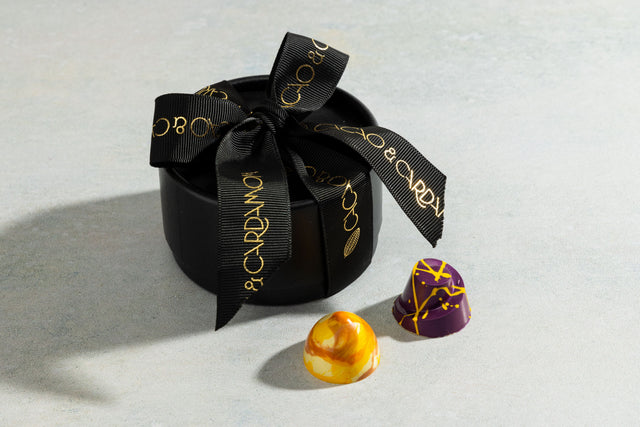 2 Piece box Corporate Gift, Party Favor, Custom Chocolate ROUND