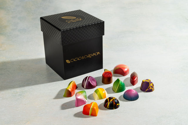 Three Tier Dozen, Signature Collection